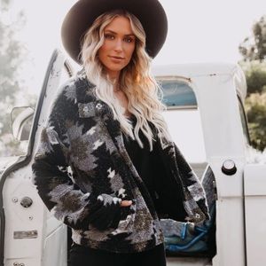 UNDER THE PINES POCKETED SHERPA JACKET